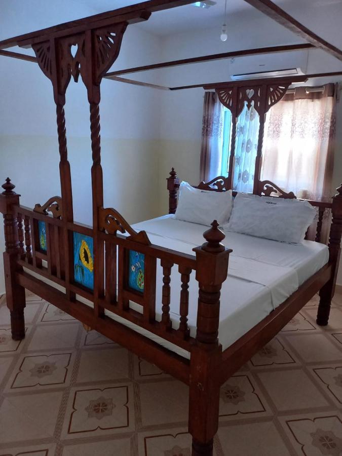 Rhino Apartment Watamu Zewnętrze zdjęcie